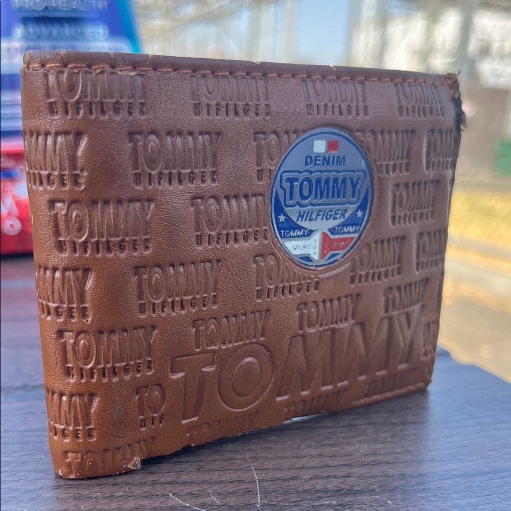 Tommy Hilfiger Embossed Tan Wallet
